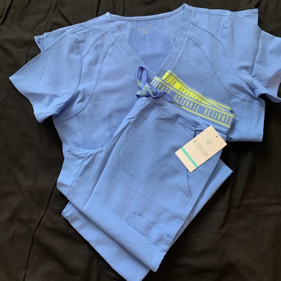 XS-XL Light Blue Med Couture Womens Scrub Top - Picture 5 of 5